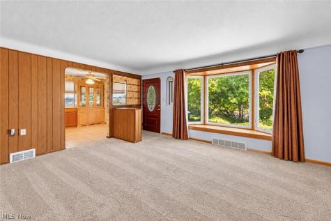 6009 Biddulph Road Brooklyn OH 44144