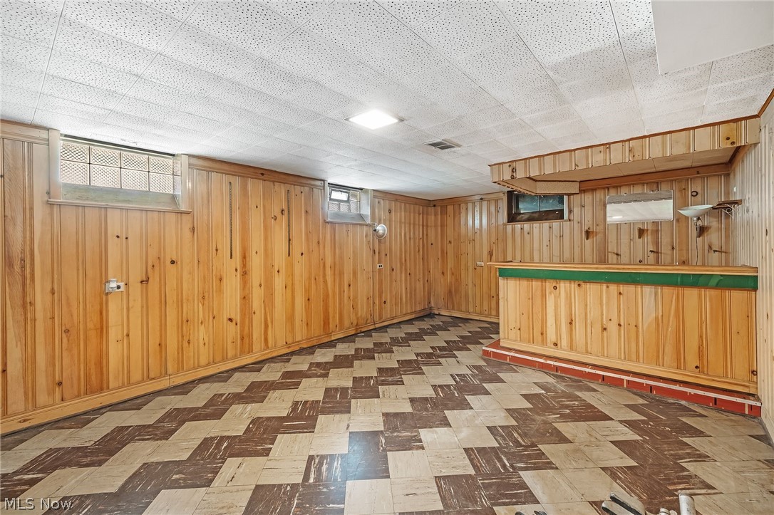 6009 Biddulph Road Brooklyn OH 44144