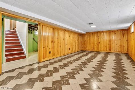 6009 Biddulph Road Brooklyn OH 44144