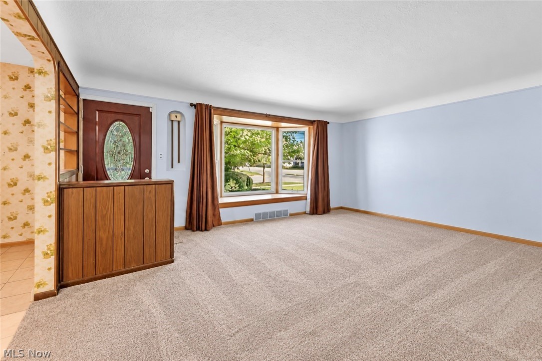 6009 Biddulph Road Brooklyn OH 44144