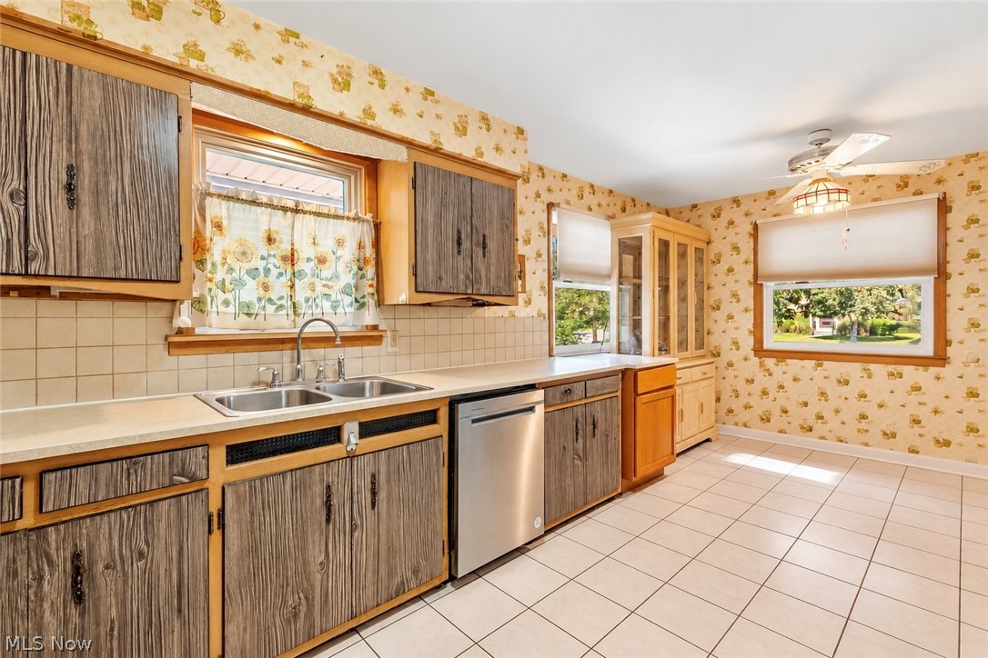 6009 Biddulph Road Brooklyn OH 44144