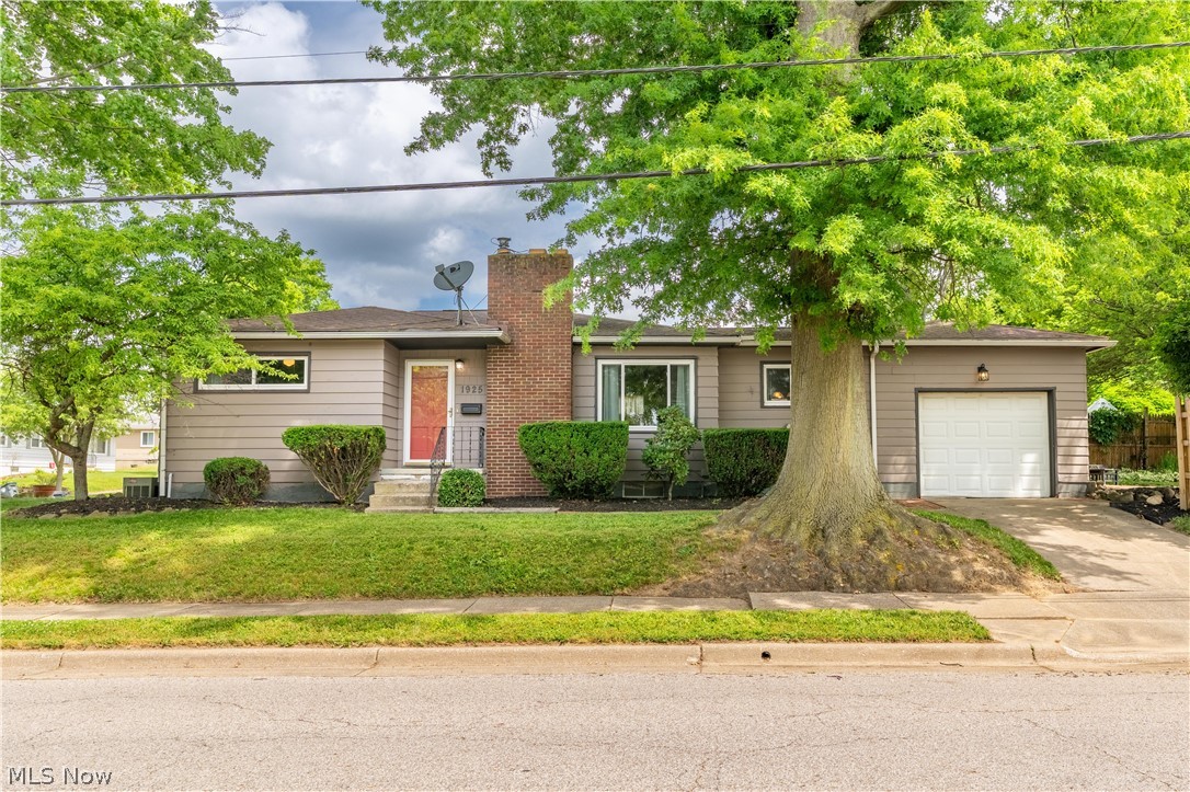 1925 Quayle Drive Akron OH 44312