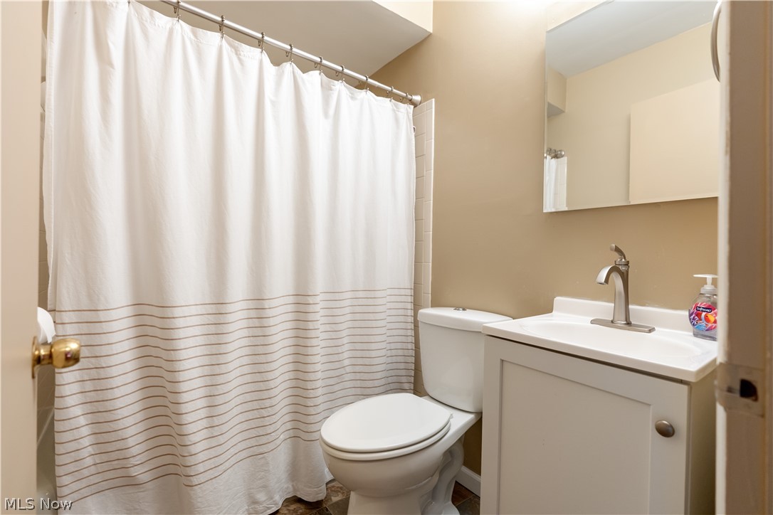 1925 Quayle Drive Akron OH 44312