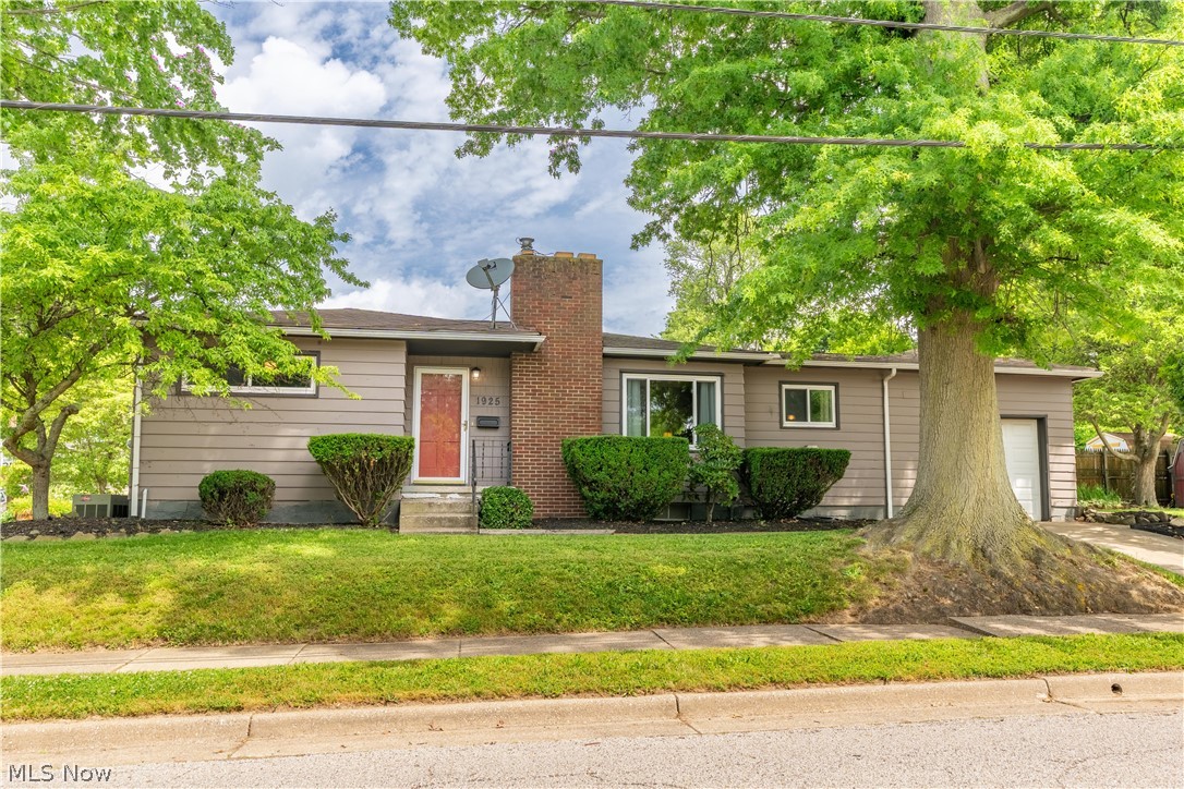 1925 Quayle Drive Akron OH 44312