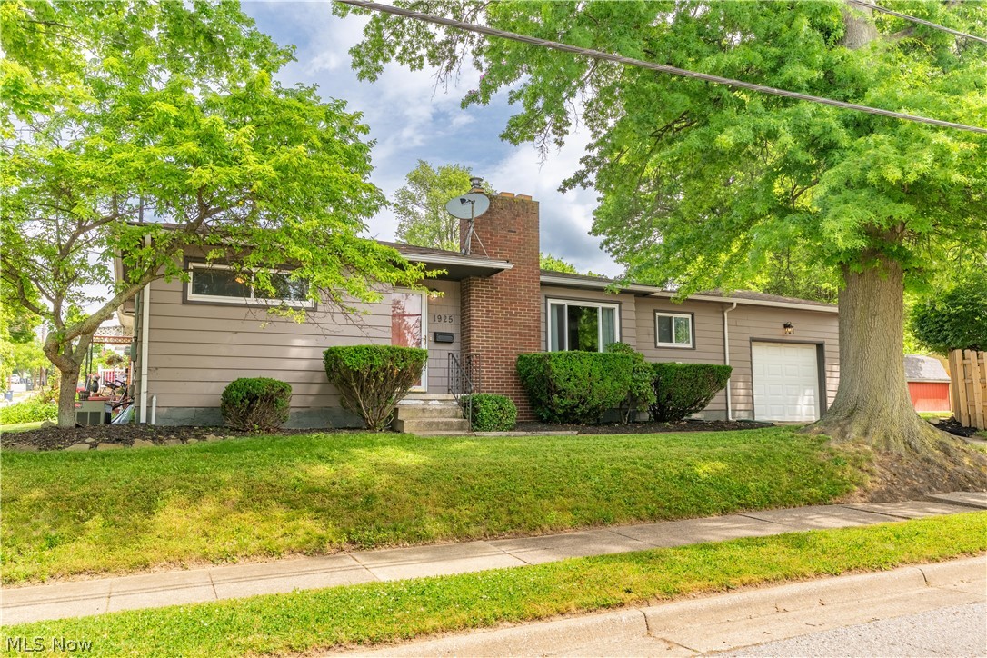 1925 Quayle Drive Akron OH 44312
