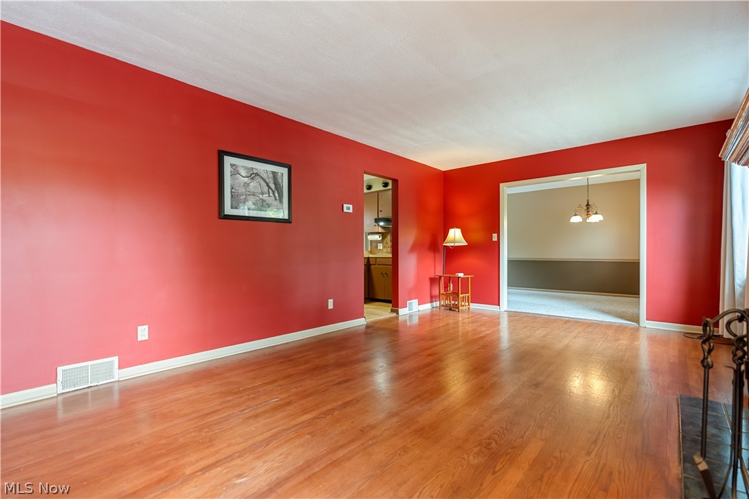 1925 Quayle Drive Akron OH 44312