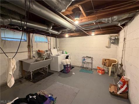 4618 E 88th Street Garfield Heights OH 44125