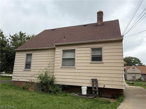 4618 E 88th Street Garfield Heights OH 44125