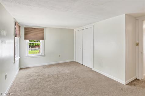 1213 Meadowbrook Boulevard Stow OH 44224