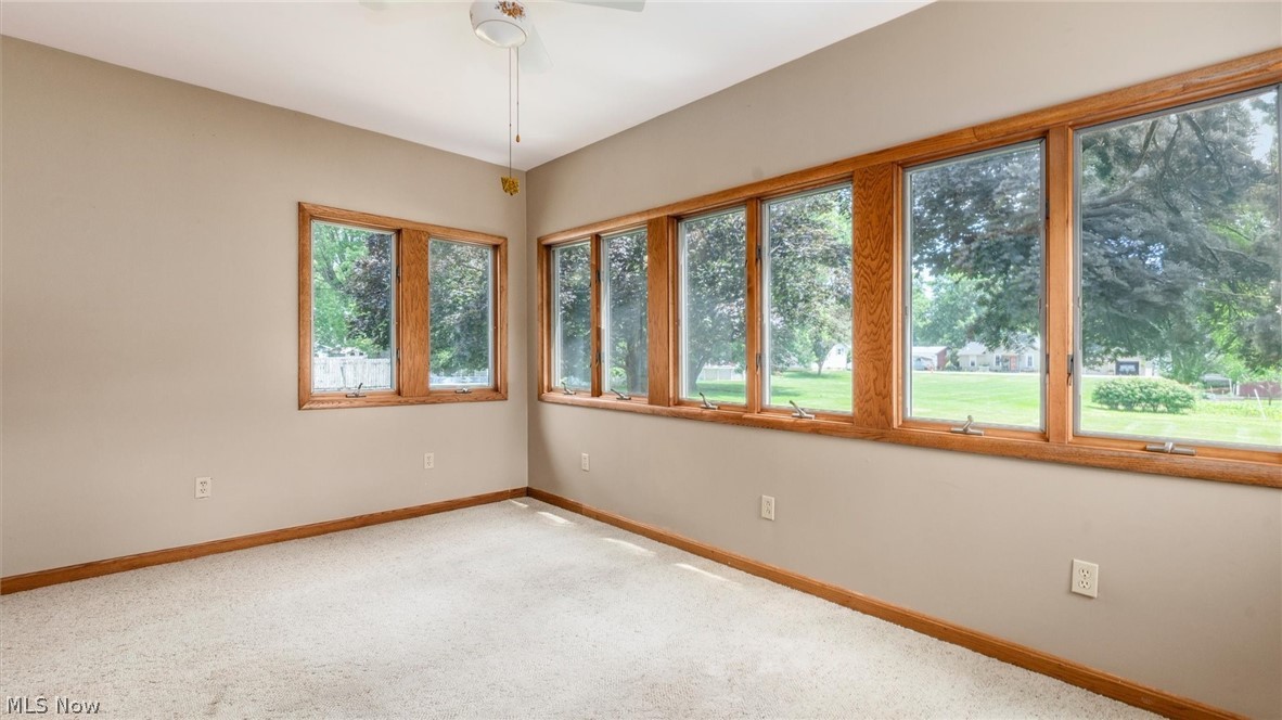 36 W 9th Street Dresden OH 43821