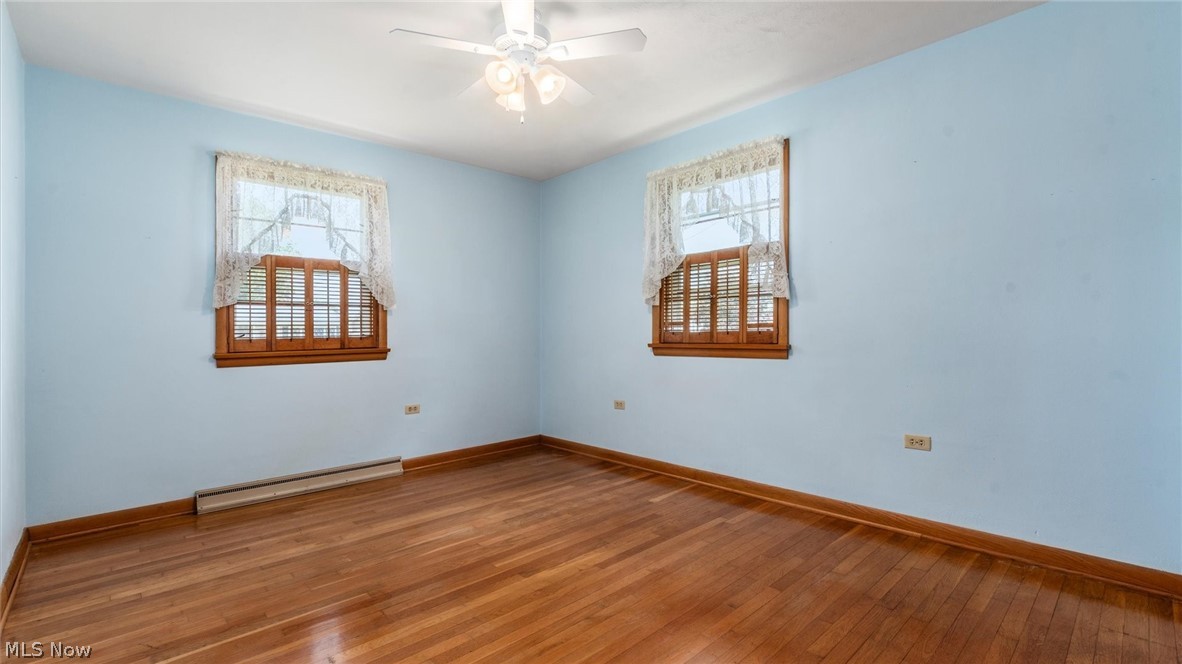 36 W 9th Street Dresden OH 43821