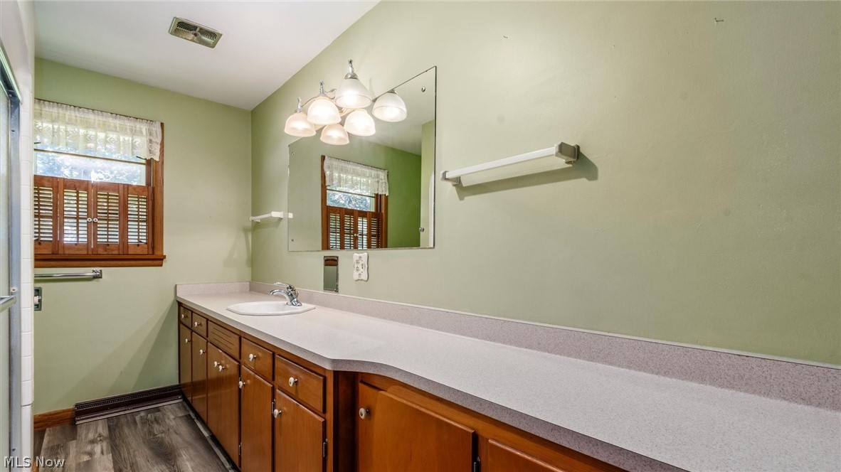36 W 9th Street Dresden OH 43821