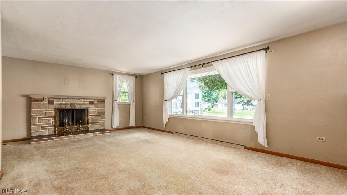 36 W 9th Street Dresden OH 43821