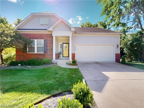 4406 Stoneledge Drive Richmond Heights OH 44143