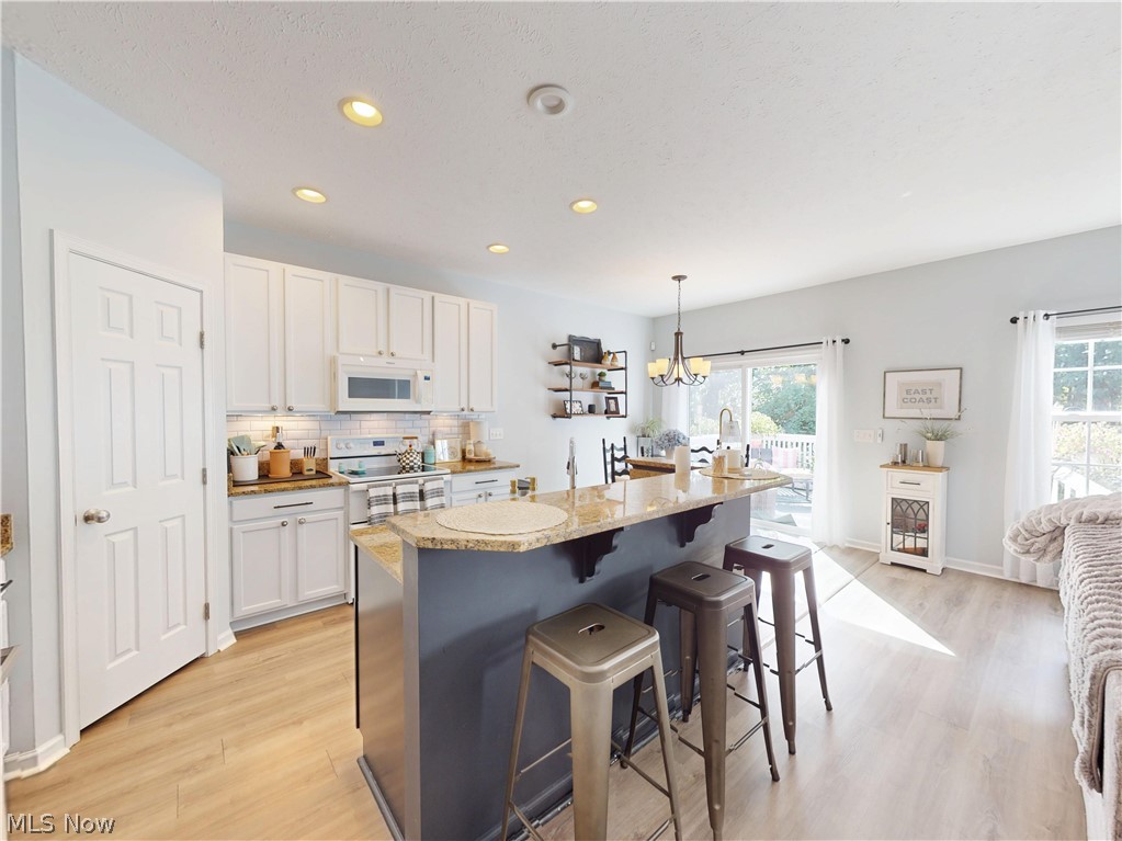 4406 Stoneledge Drive Richmond Heights OH 44143