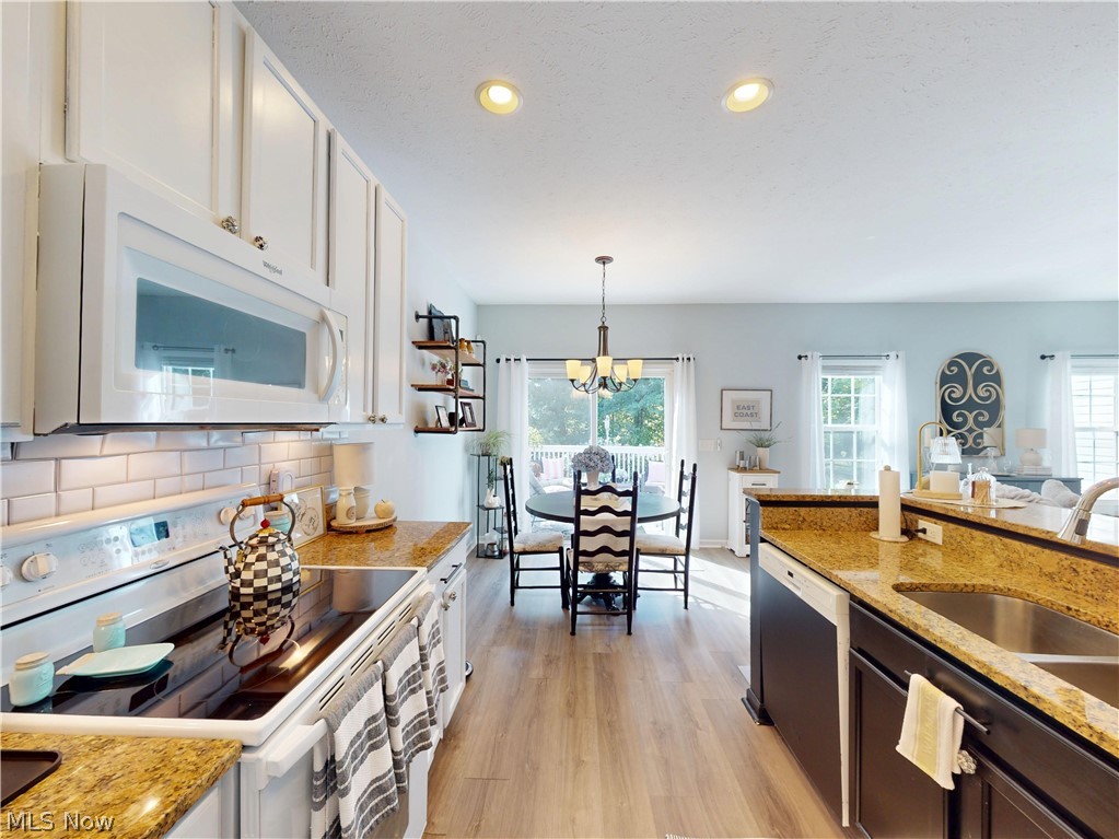 4406 Stoneledge Drive Richmond Heights OH 44143