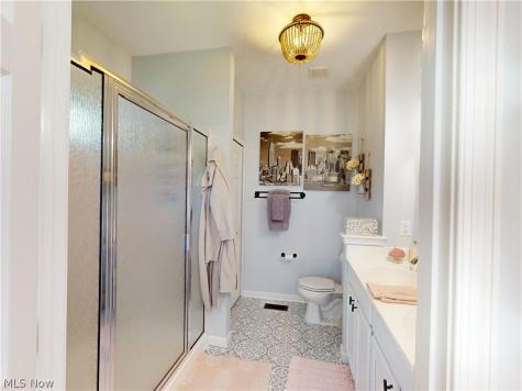 4406 Stoneledge Drive Richmond Heights OH 44143