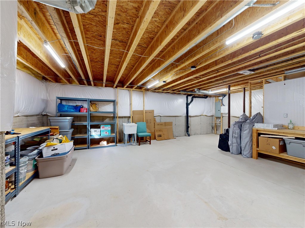 4406 Stoneledge Drive Richmond Heights OH 44143