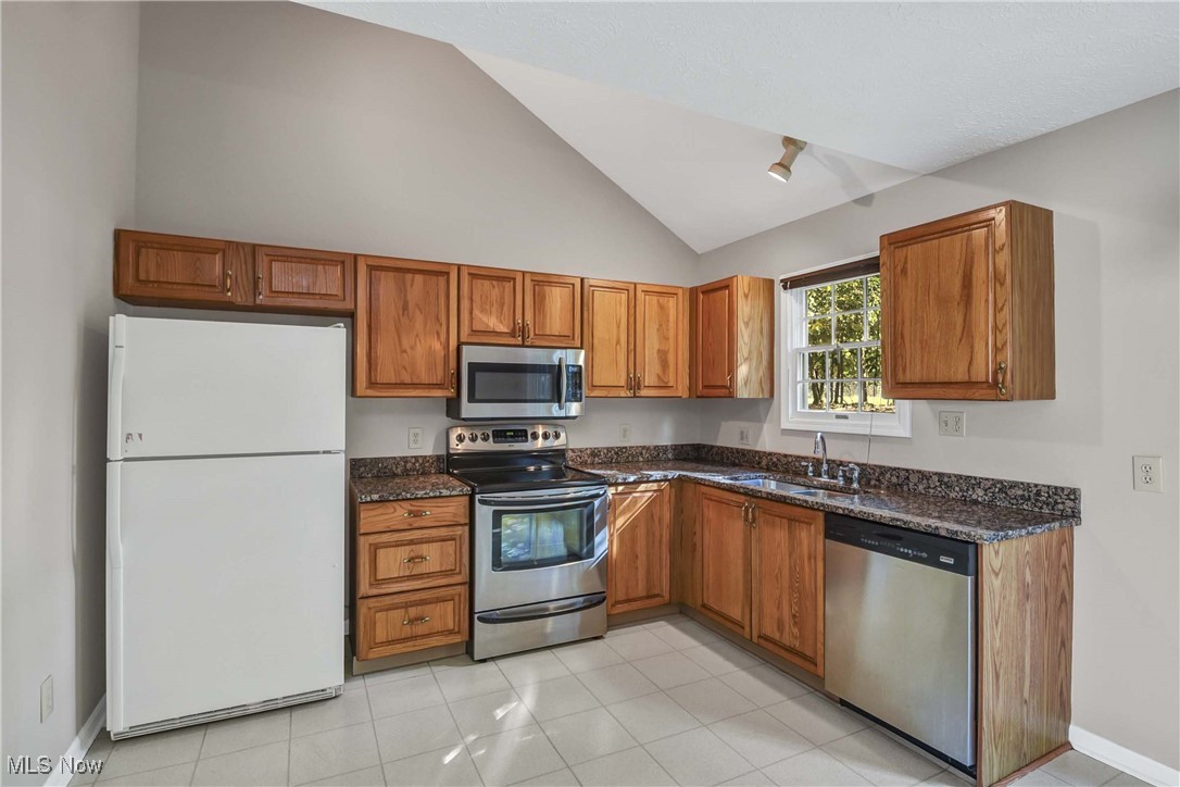 1055 Medfield Drive Rocky River OH 44116