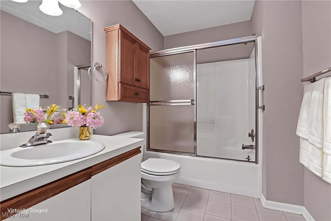 1055 Medfield Drive Rocky River OH 44116