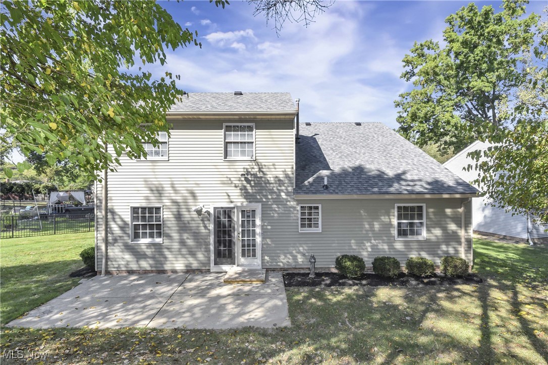 1055 Medfield Drive Rocky River OH 44116