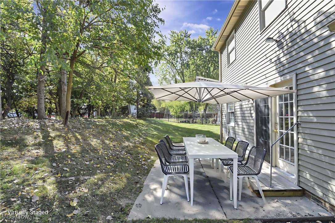 1055 Medfield Drive Rocky River OH 44116