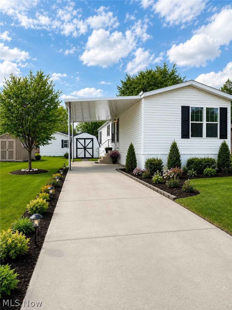 28 Thomas Boulevard NW Massillon OH 44647