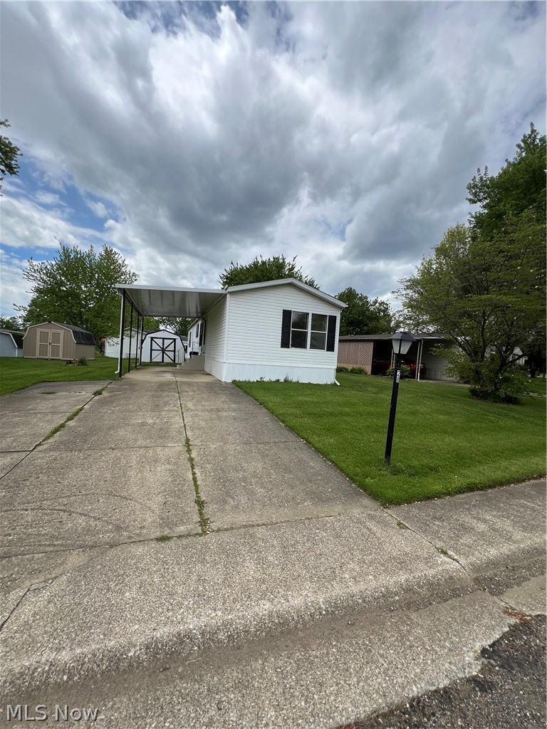 28 Thomas Boulevard NW Massillon OH 44647