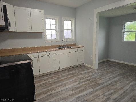 355 12th Elyria OH 44035
