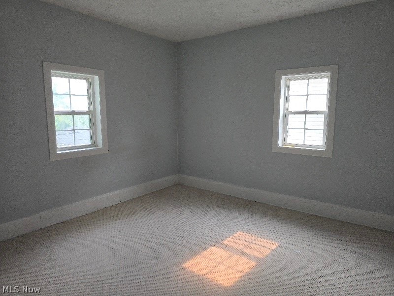 355 12th Elyria OH 44035
