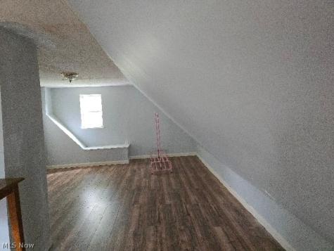 355 12th Elyria OH 44035