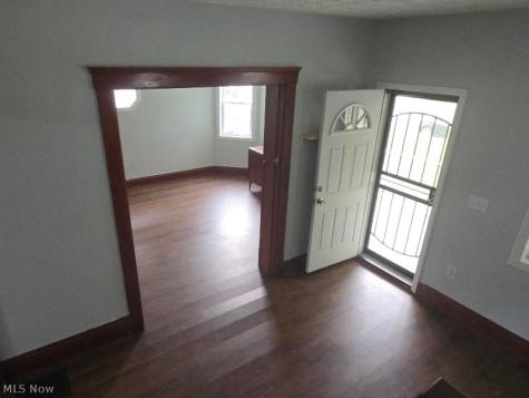 355 12th Elyria OH 44035
