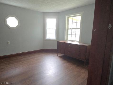 355 12th Elyria OH 44035