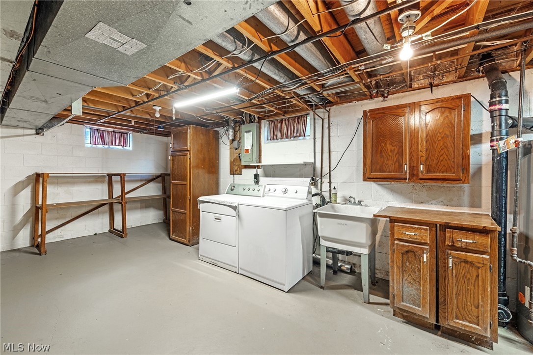 5491 Limerick Avenue NW North Canton OH 44720