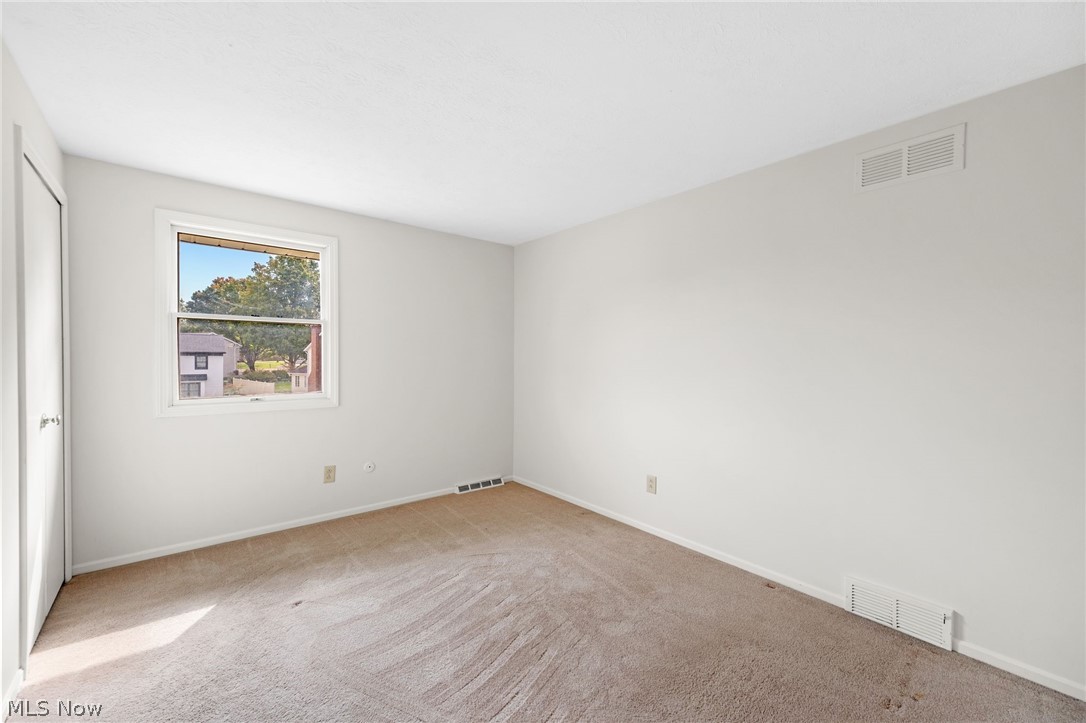 5491 Limerick Avenue NW North Canton OH 44720