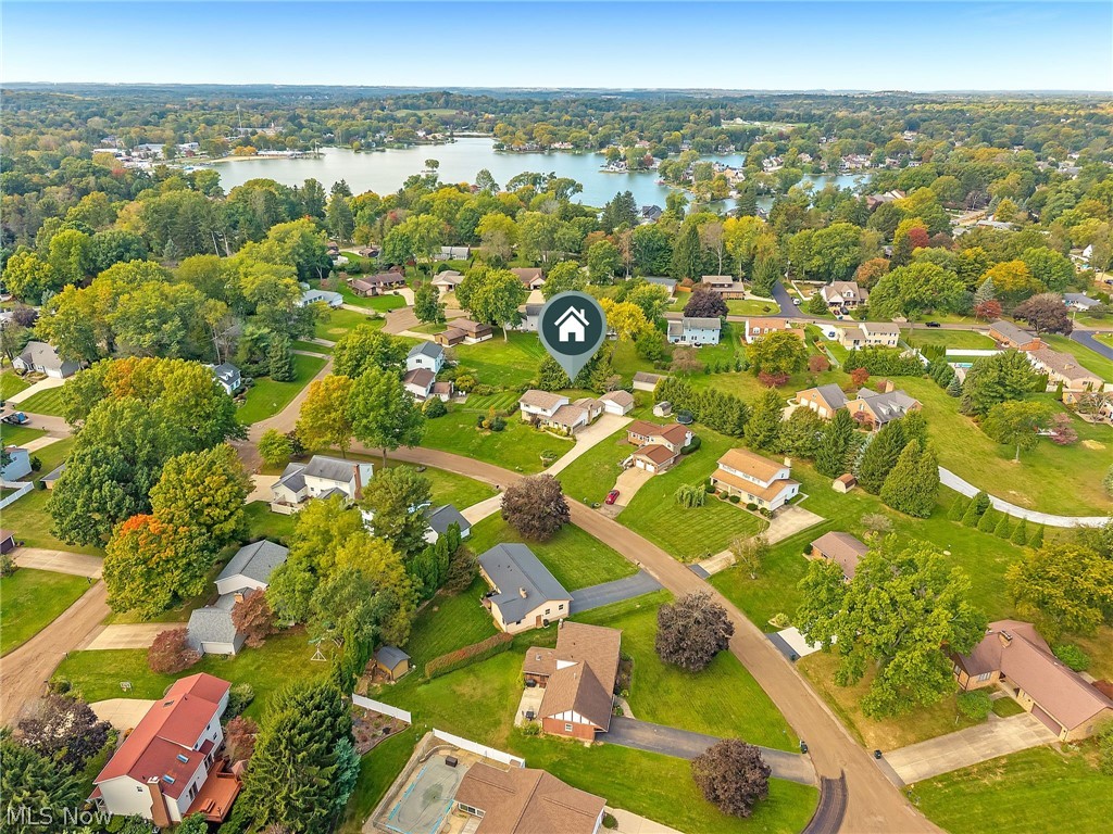 5491 Limerick Avenue NW North Canton OH 44720