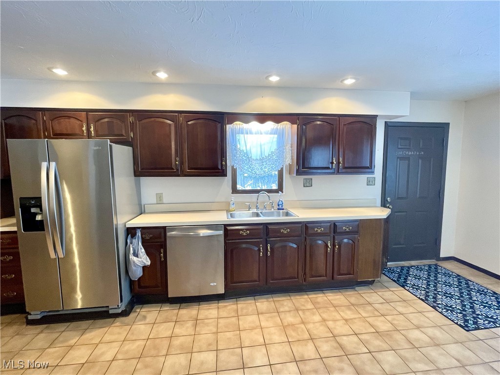 7791 Hoertz Road Parma OH 44134