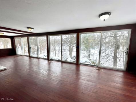 7791 Hoertz Road Parma OH 44134