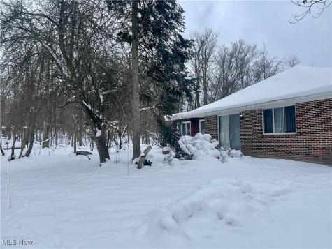 7791 Hoertz Road Parma OH 44134