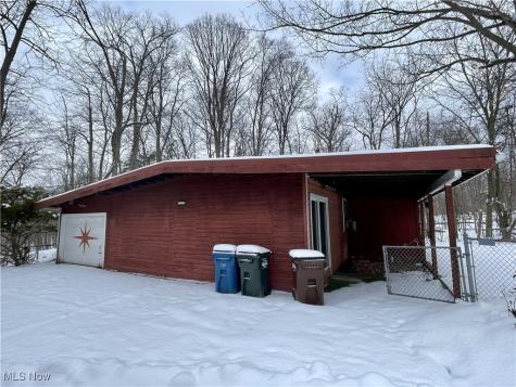 7791 Hoertz Road Parma OH 44134