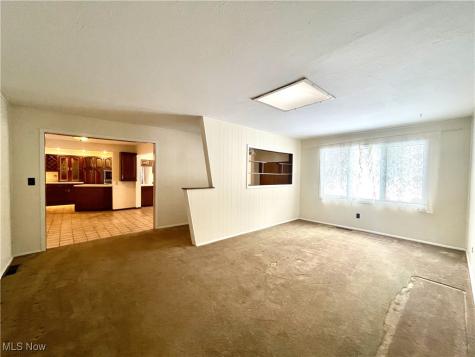 7791 Hoertz Road Parma OH 44134