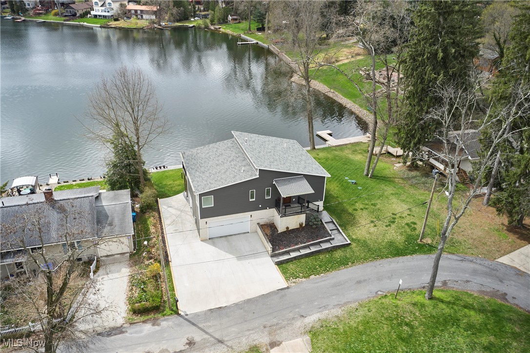 810 Point Drive Akron OH 44319