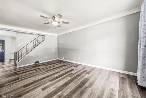 1628 Longwood Drive Mayfield Heights OH 44124
