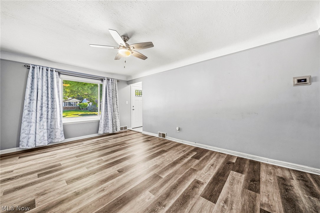 1628 Longwood Drive Mayfield Heights OH 44124