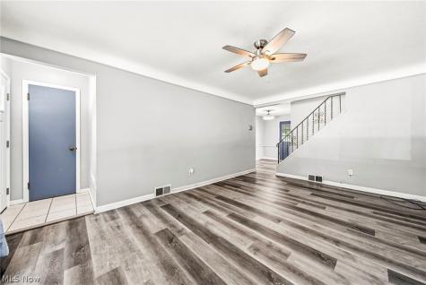 1628 Longwood Drive Mayfield Heights OH 44124