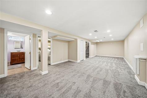 1628 Longwood Drive Mayfield Heights OH 44124