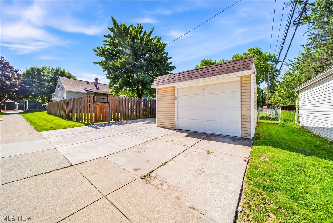 1628 Longwood Drive Mayfield Heights OH 44124