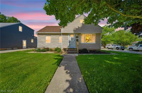 1628 Longwood Drive Mayfield Heights OH 44124