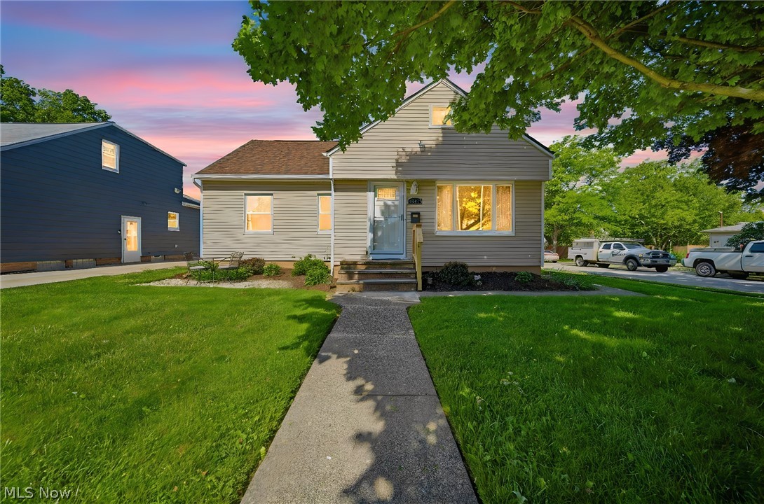 1628 Longwood Drive Mayfield Heights OH 44124