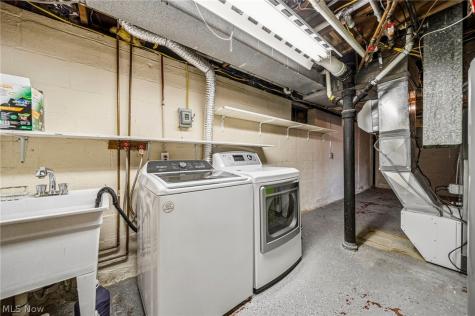 1628 Longwood Drive Mayfield Heights OH 44124